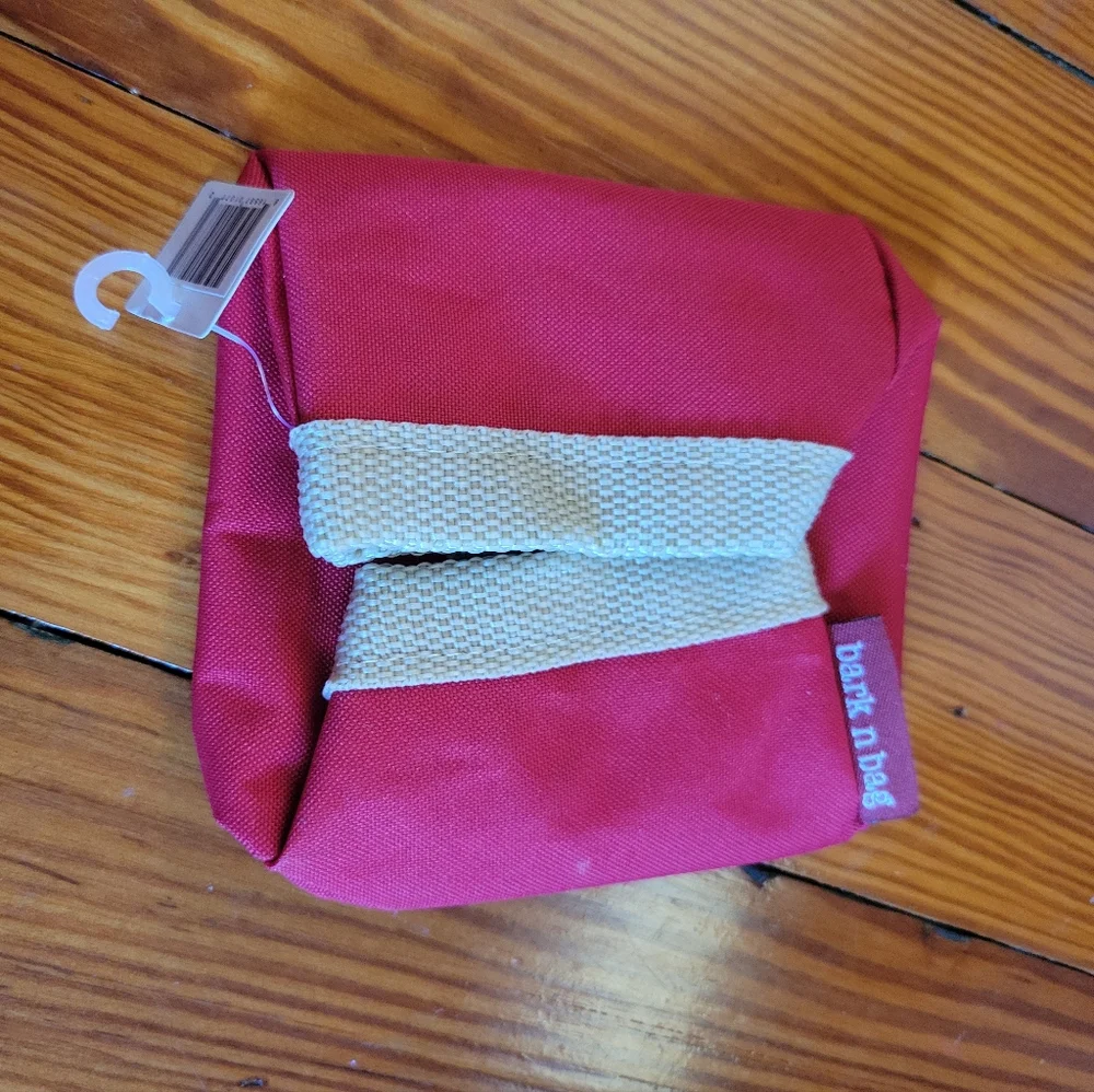 ❤️🩷❤️Nwt Bark N Bag travel food dish pet animal